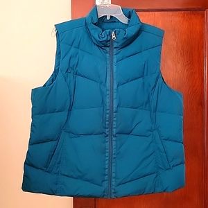 Women's 1X tealish in color Lands End vest